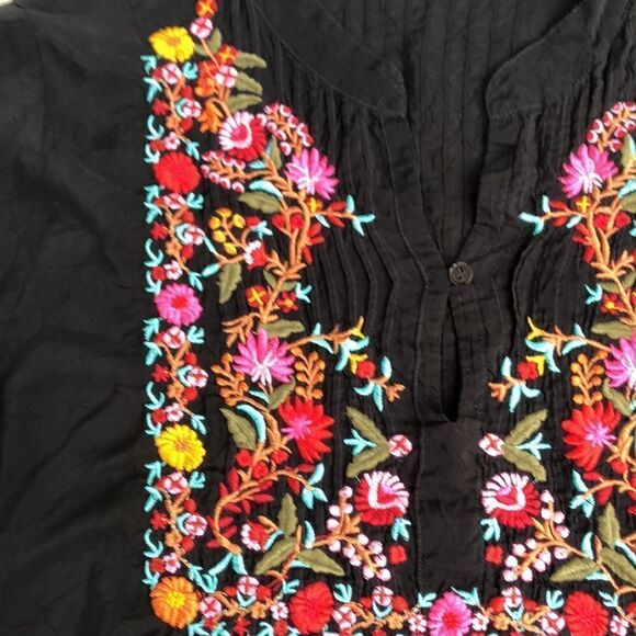 Johnny Was embroidered top - Picture 2 of 6